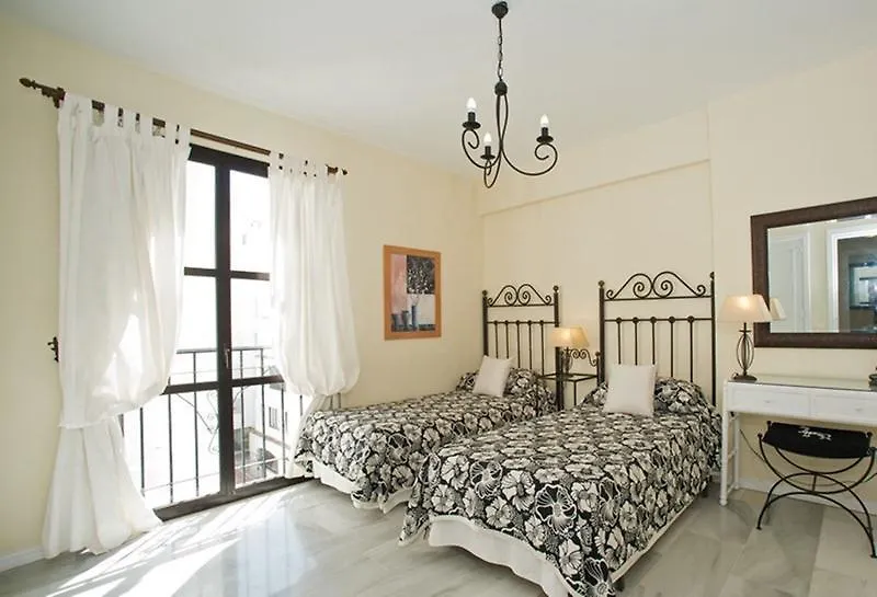 Hotel Apartment In Marbella Malaga 102956 Guadalmina